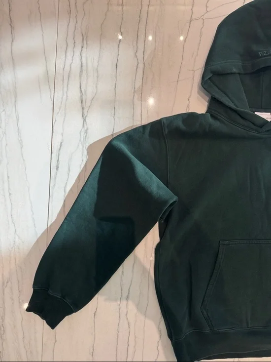 Aritzia- Camous Green Perfect Fit Hoodie (Brand New) - XS - Picture 4 of 9